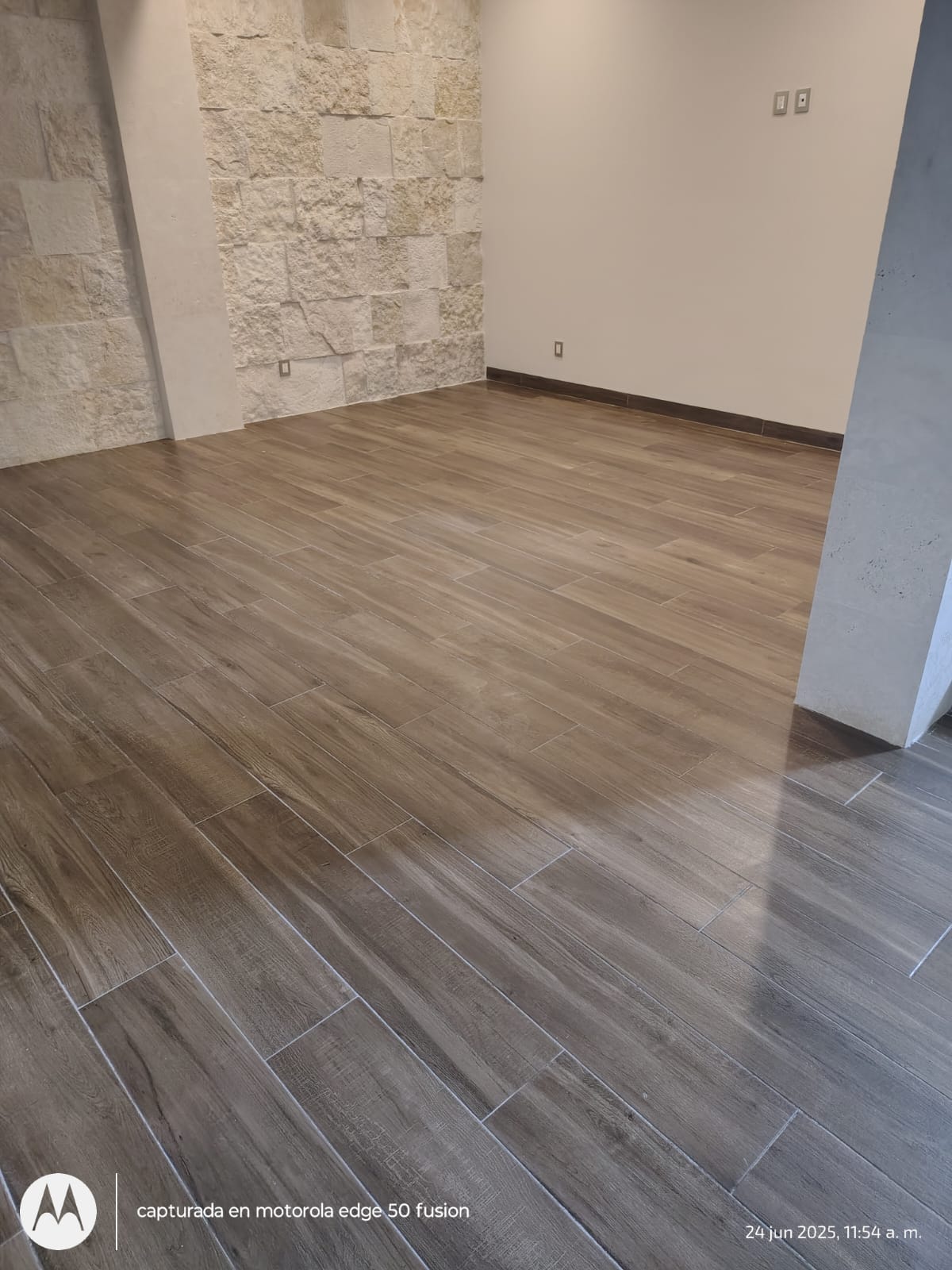 Nave industrial con firme de concreto de más de 3000m² en León - Proyecto 71 RRF