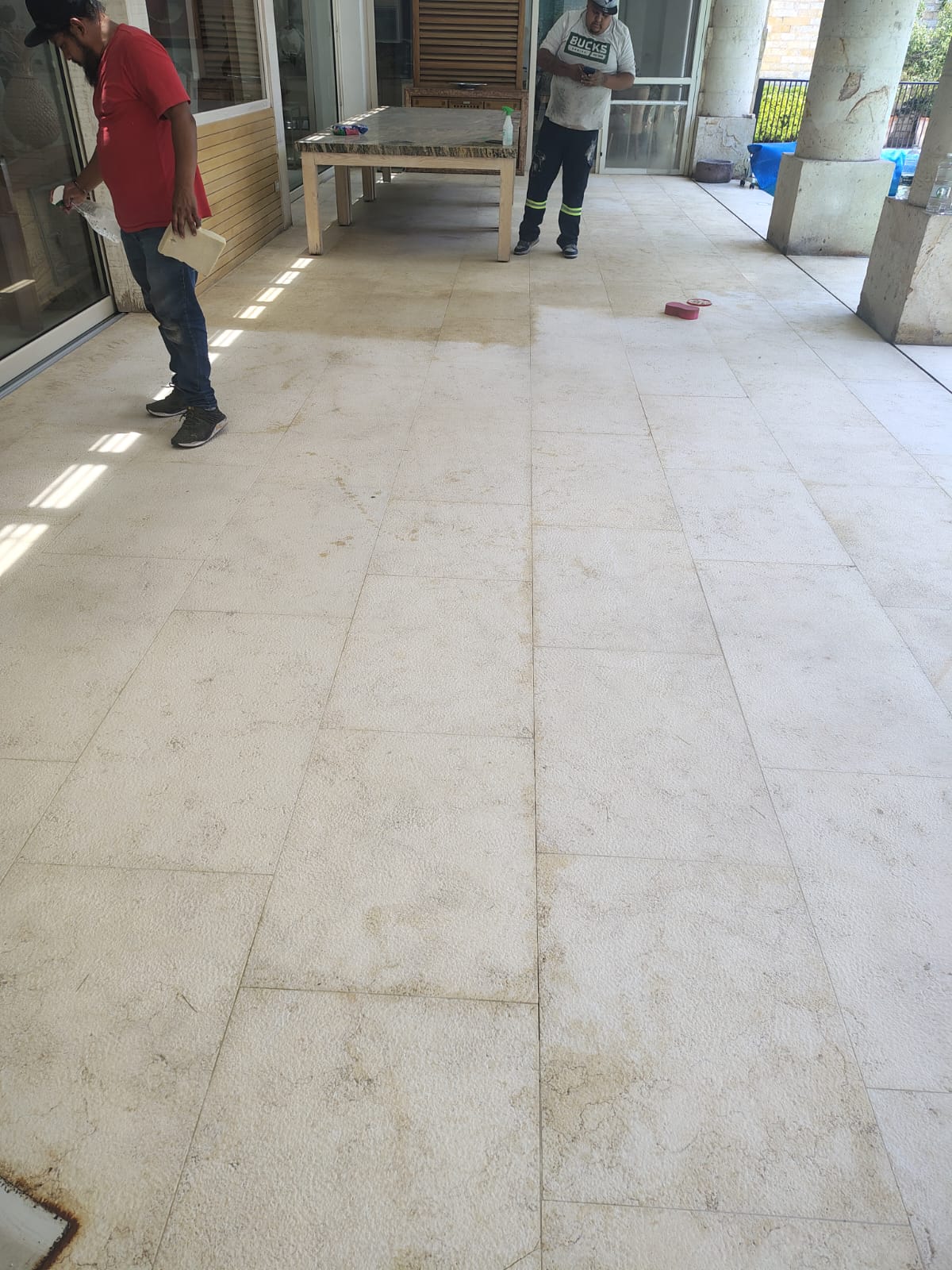 Piso de concreto allanado para nave industrial en León Guanajuato - Proyecto 73 RRF