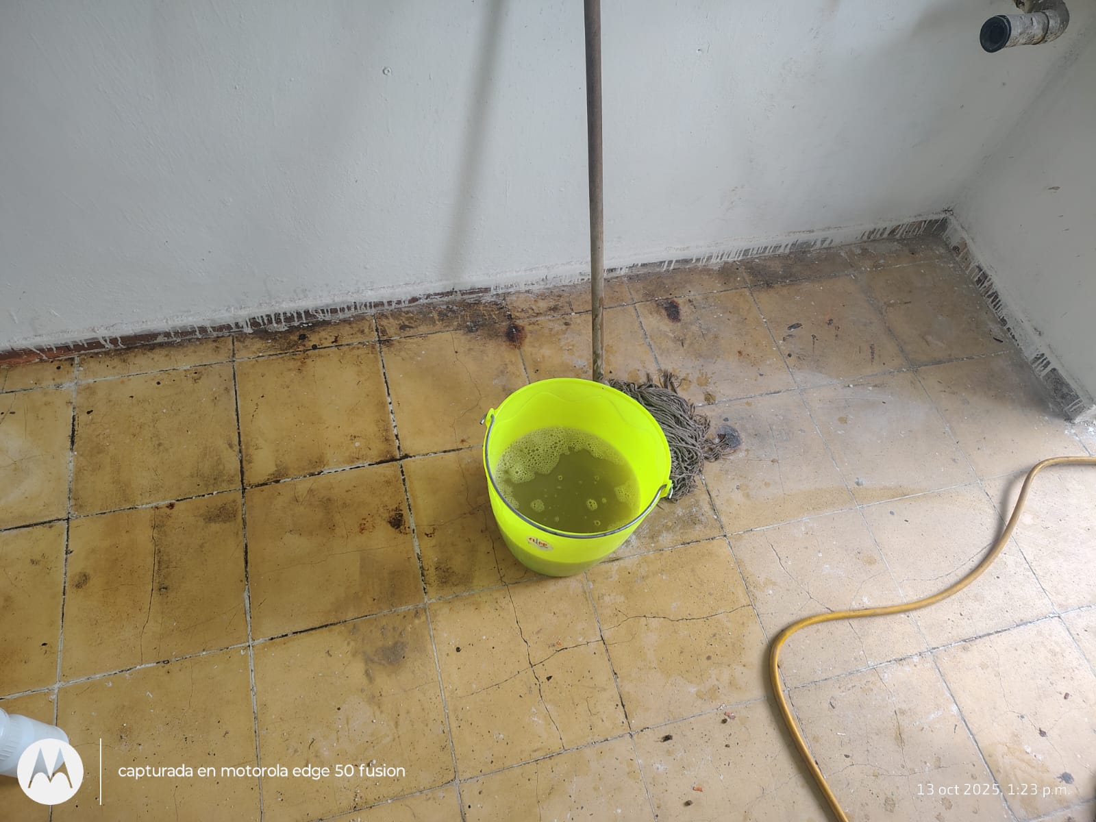 Piso de concreto allanado para nave industrial en León Guanajuato - Proyecto 97 RRF